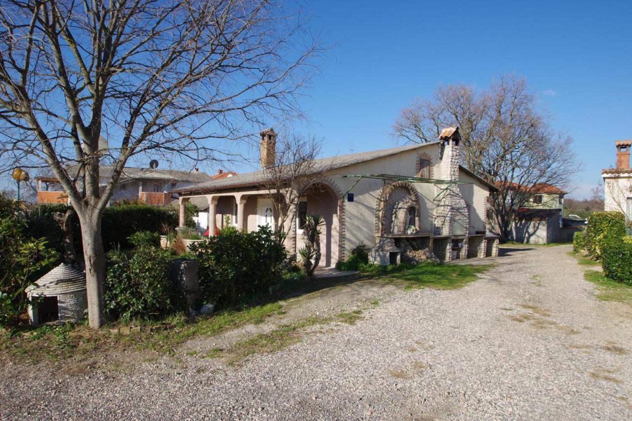Eric Apartamento Pula